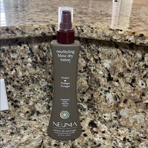 Neuma NeuStyling Blow Dry Lotion